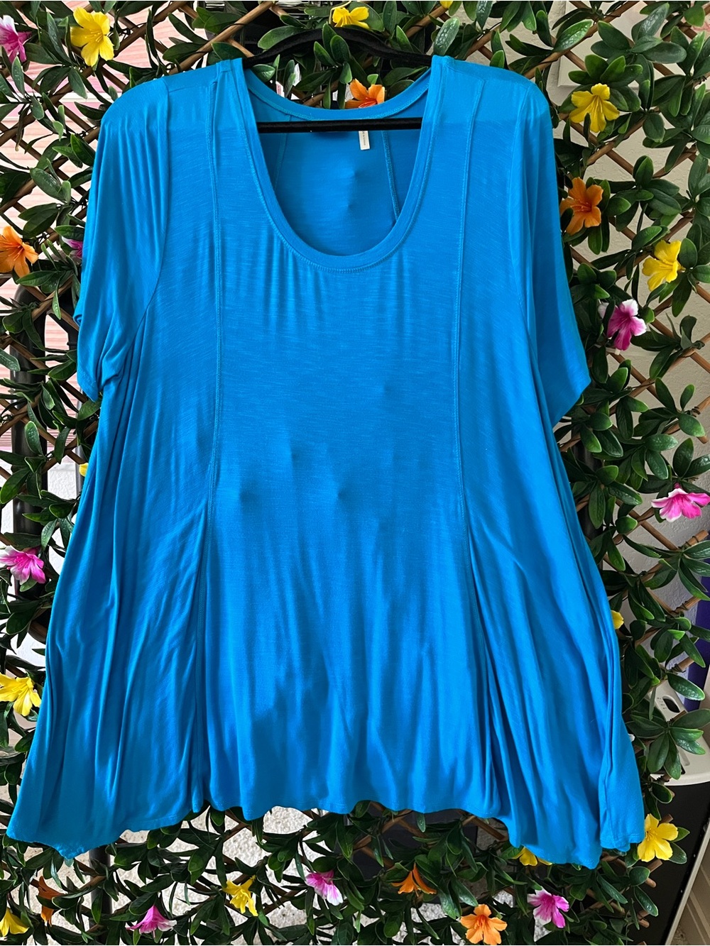 LOGO Blue Women's Scoop Neck Flowing Top